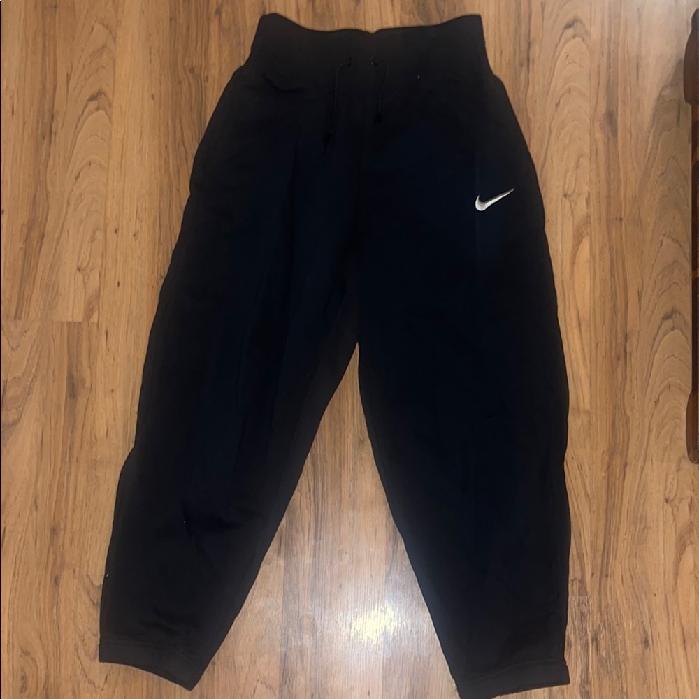 Nike Women Black Jogger Sweatpants